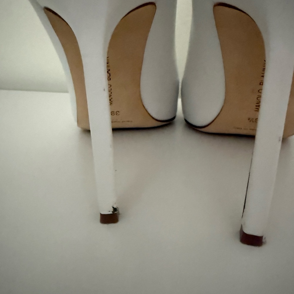 Manolo Blahnik White Heels - Picture 5 of 7